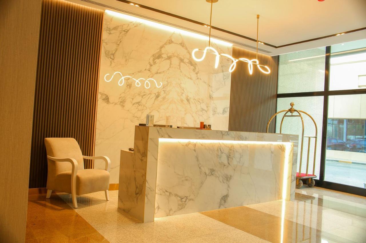 Infinity Tower Suites Wll Manama Eksteriør bilde