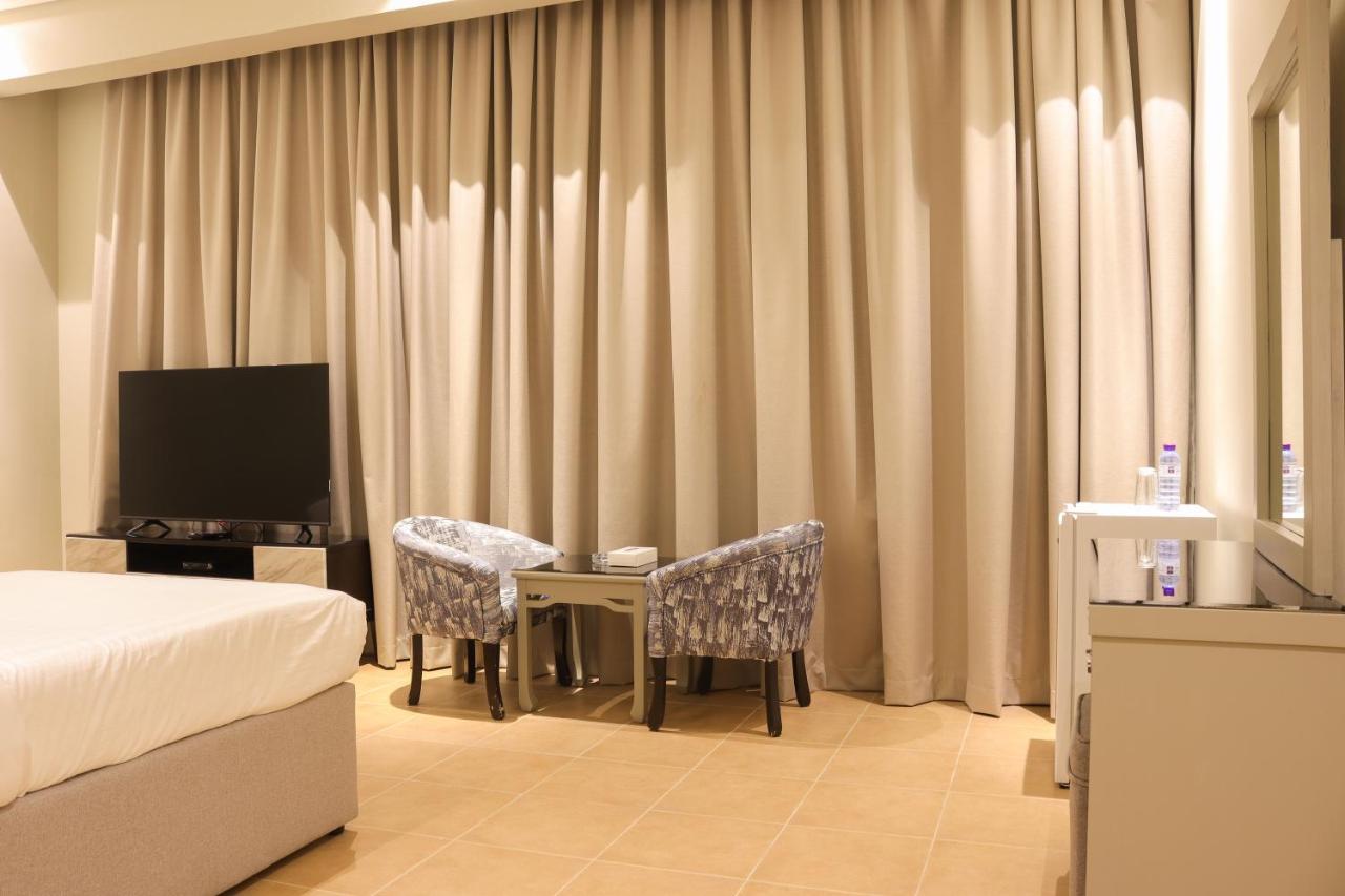 Infinity Tower Suites Wll Manama Eksteriør bilde
